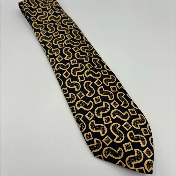 AUTHENTIC Fendi Suit Tie - Picture 3 of 4